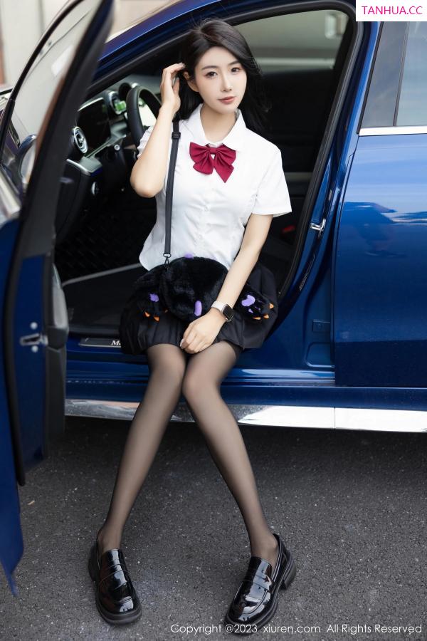   [XiuRen]高清写真图 2023.11.13 No.7653 苏苏阿 短裙美腿第7张图片